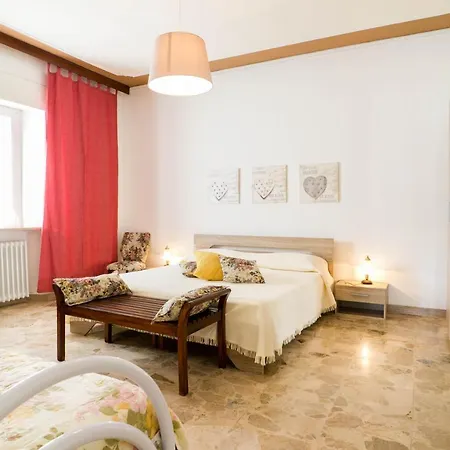 Lägenhet Casa Berta, A Due Passi Dal Mare