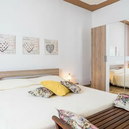Appartamento Casa Berta, A Due Passi Dal Mare